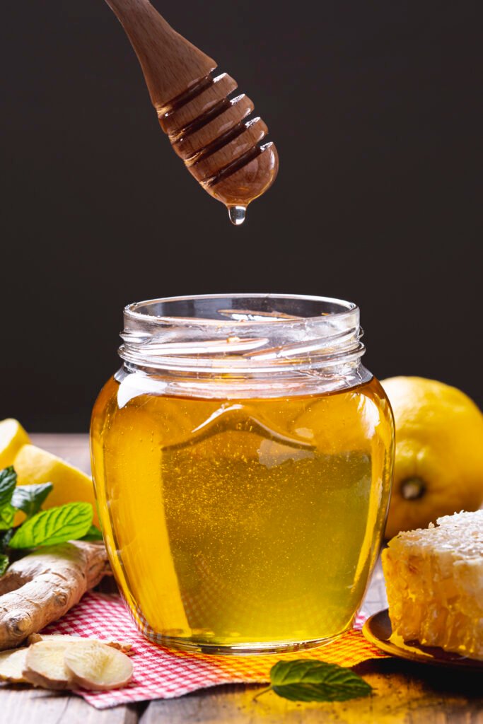 Raw honey for natural acne treatments and antimicrobial pimple solutions